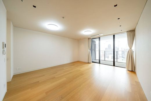 Apartment in Minato, Tokyo Prefecture