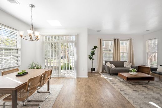 Apartment / Etagenwohnung in Aurora, Adams County