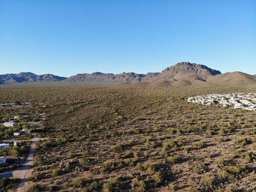 Land in New Tucson, Pima County