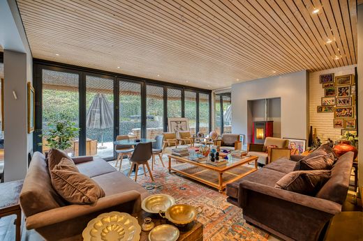 Vrijstaand huis in Vitacura, Provincia de Santiago de Chile