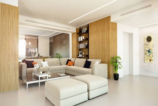 Apartment / Etagenwohnung in Bergamo, Provincia di Bergamo