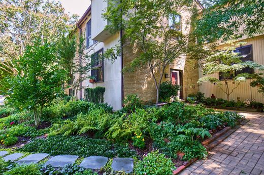 Townhouse in Fairfax, City of Fairfax