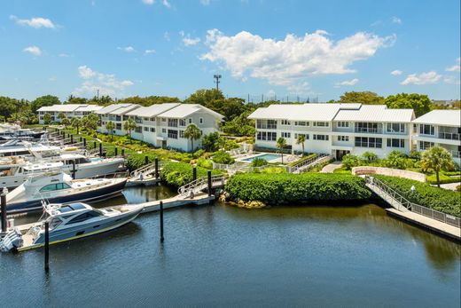 Key Largo, Monroe Countyのアパートメント