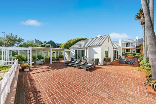 Luxury home in Malibu, Los Angeles County