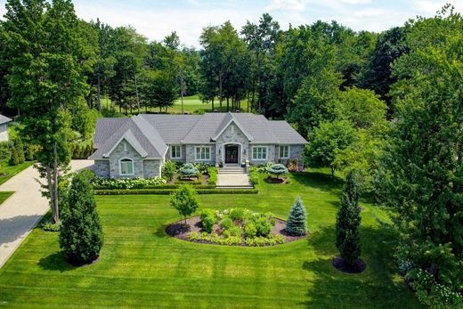 Vrijstaand huis in Hudson, Montérégie