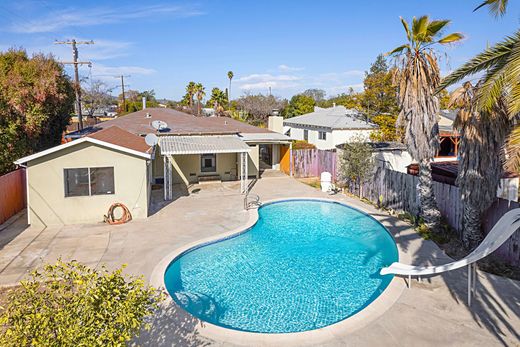 Vrijstaand huis in La Mesa, San Diego County