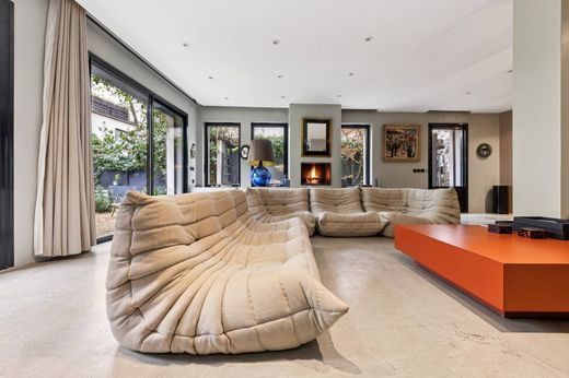 단독 저택 / Belleville, Père-Lachaise, Ménilmontant, Paris