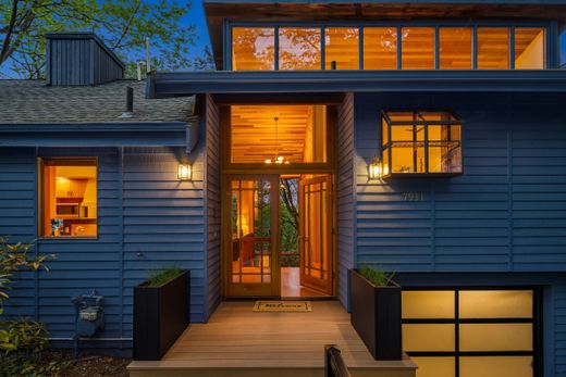 Detached House in Mercer Island, King County