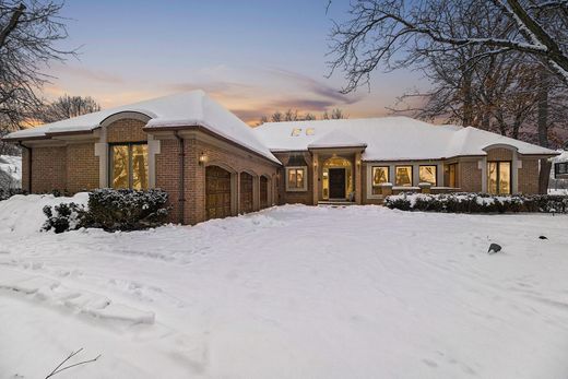 Einfamilienhaus in West Bloomfield Township, Oakland County