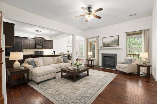 Townhouse in Woodstock, Cherokee County