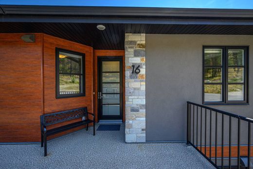 ‏דירה ב  Lake Country, Regional District of Central Okanagan