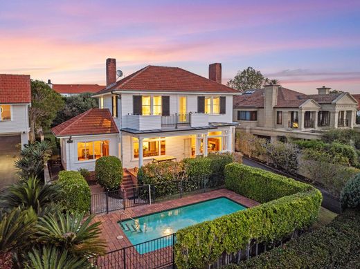 Элитный дом, Окленд