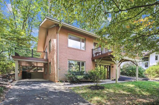 Vrijstaand huis in Reston, Fairfax County