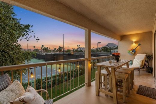 Apartment in Palm Desert, Riverside County