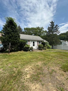 Частный Дом, Hanson, Plymouth County