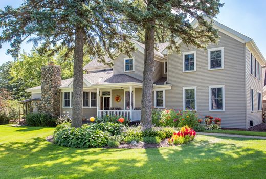 Detached House in Norwood Young America, Carver County