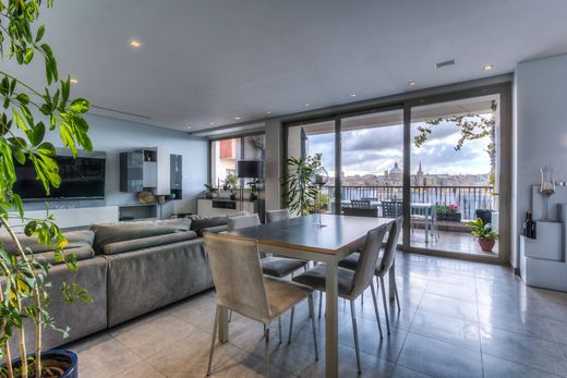 Apartment / Etagenwohnung in Sliema, Tas-Sliema