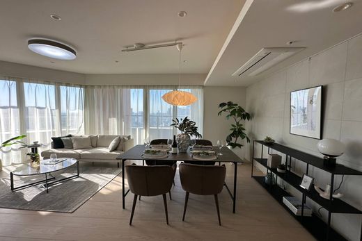 Apartment in Tokyo, Tokyo Prefecture