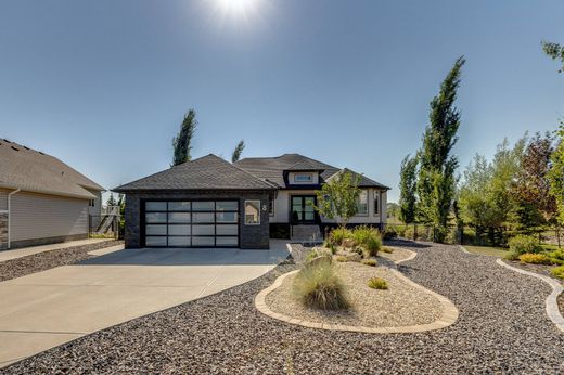 Casa Unifamiliare a Okotoks, Alberta