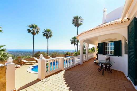 Casa Unifamiliare a Faro, Distrito de Faro