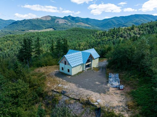 Detached House in Enumclaw, King County