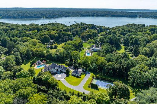 Casa Unifamiliare a Cold Spring Harbor, Suffolk County