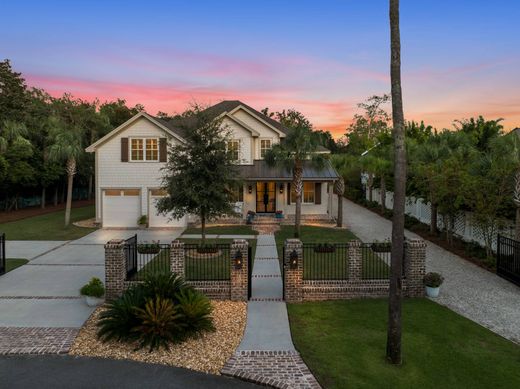 Dom jednorodzinny w Saint Simons Island, Glynn County