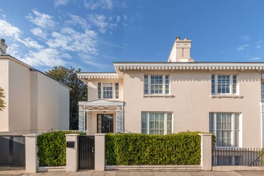 Casa Unifamiliare a Londra, Greater London