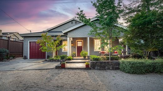 Luxury home in Yountville, Napa County