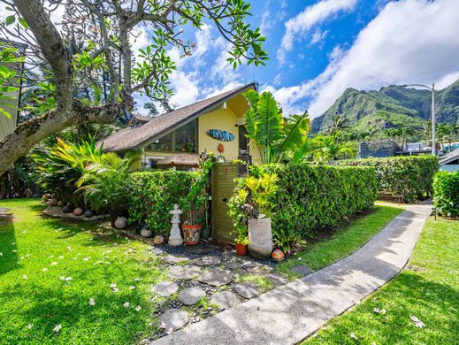 Dom jednorodzinny w Ka‘a‘awa, Honolulu County