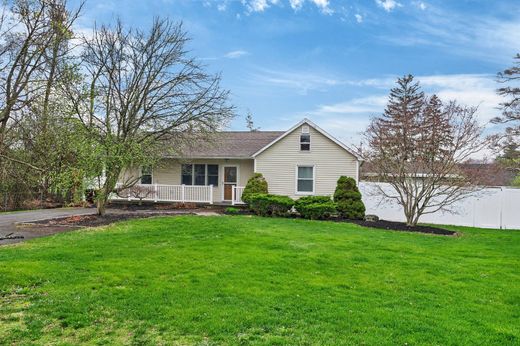 Detached House in Rensselaer, Rensselaer County
