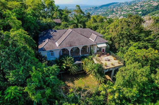 Land in Kingston