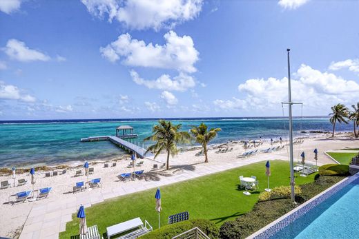 Villa in George Town