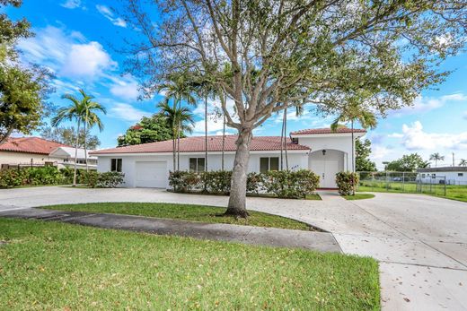 Detached House in Miami, Miami-Dade