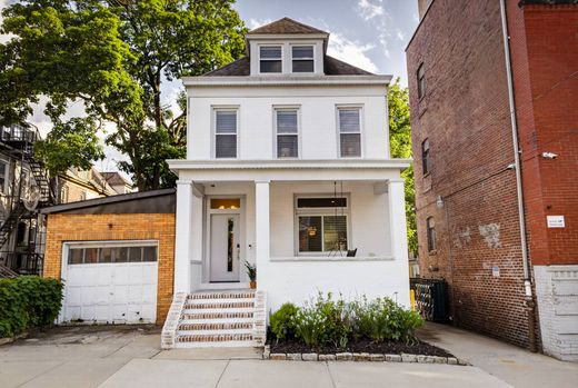 Detached House in Pittsburgh, Allegheny County