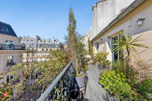 Apartment in Montorgueil, Sentier, Vivienne-Gaillon, Paris