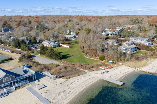 Detached House in Vineyard Haven, Dukes County