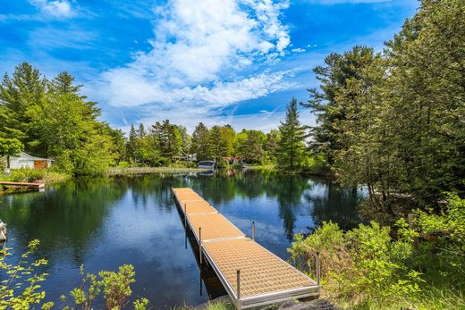 Detached House in Magog, Estrie