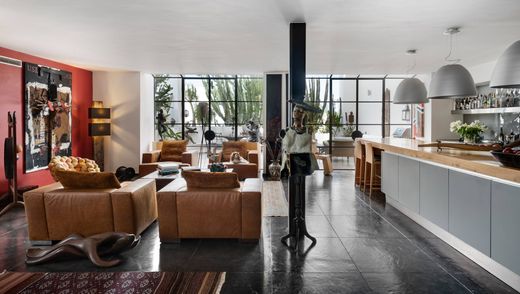 Dublex Tel Aviv, Tel Aviv District