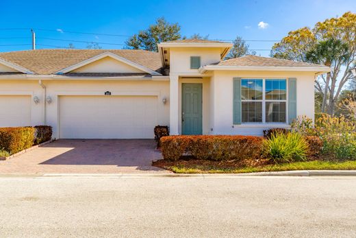 Townhouse in Vero Beach, Indian River County