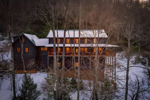 Detached House in Banner Elk, Avery County