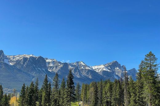 Land in Canmore, Alberta