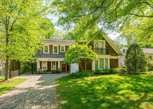 Luxury home in Chevy Chase, Washington County