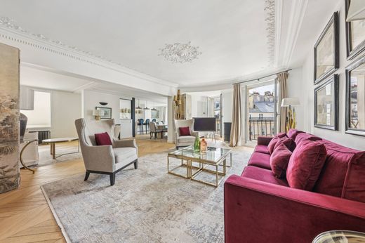 Apartment / Etagenwohnung in Champs-Elysées, Madeleine, Triangle d’or, Paris