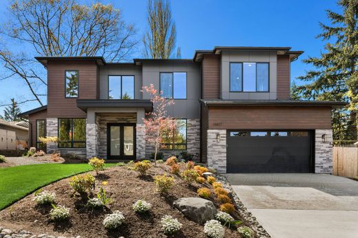 Detached House in Bellevue, King County