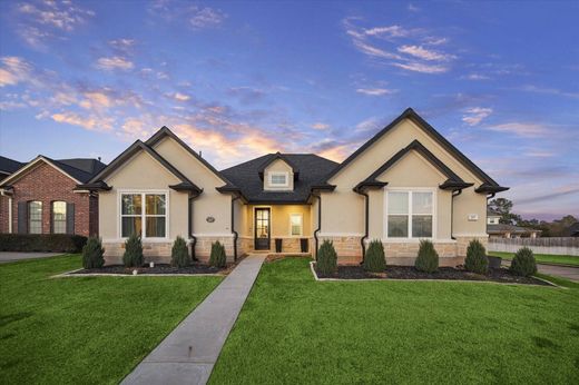 Detached House in Montgomery, Montgomery County