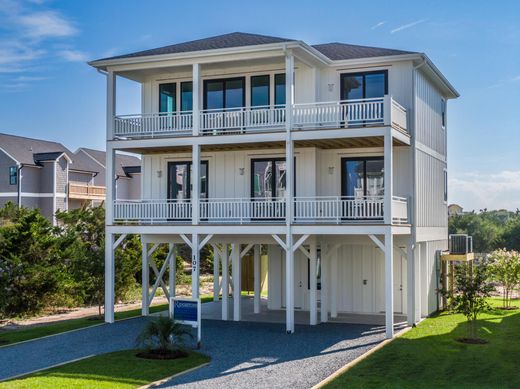 Detached House in Topsail Beach, Pender County