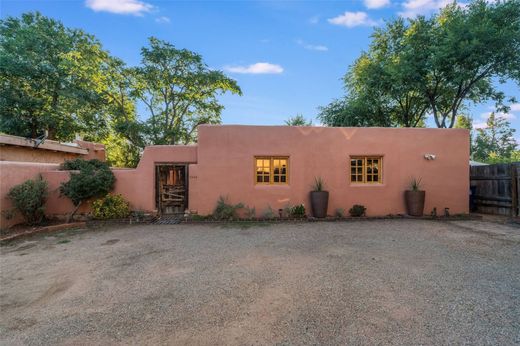 Casa Unifamiliare a Santa Fe, Santa Fe County