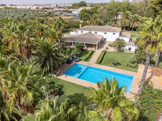 Detached House in Seville, Province of Seville