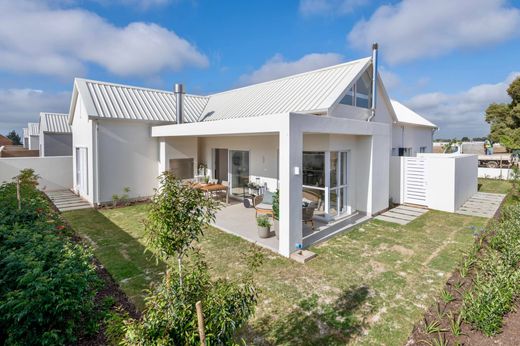 Dom jednorodzinny w George, Eden District Municipality